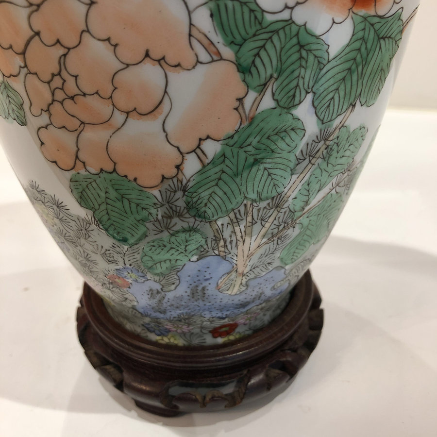 Oriental Vase Made in Macau w/ Wood Base Divine Consign Consignment